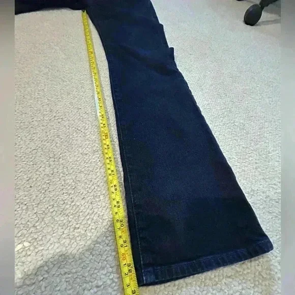 7 For All Mankind Standard Fit Straight Leg Jeans Dark Wash Denim size 28. Tall - Picture 11 of 12